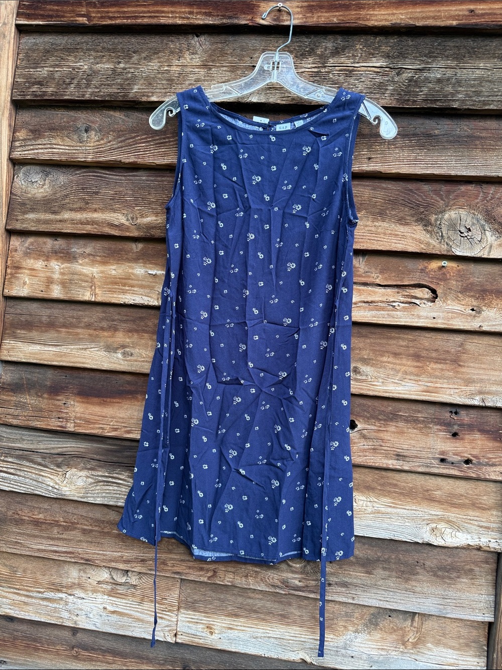 Gap dress w built in waist tie